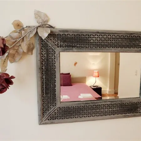 Splendid 5 Bedroom In Daire Lisboa